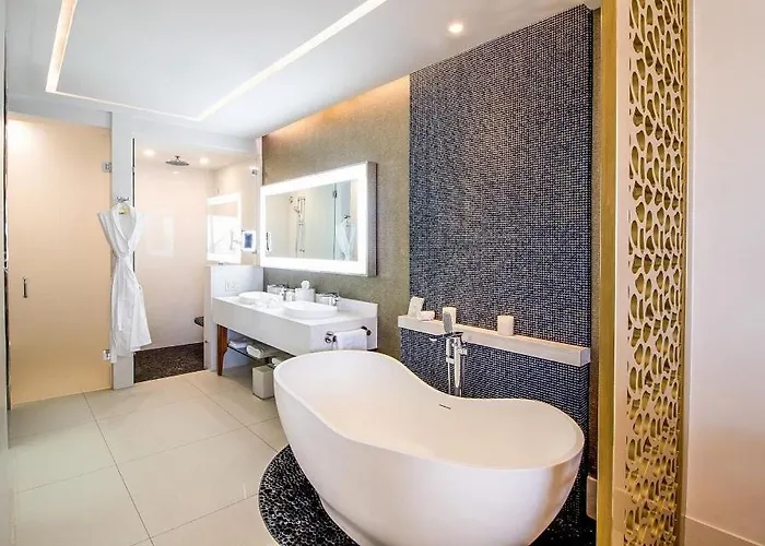 Apartamento 2bd Garza Blanca Cabo Luxury